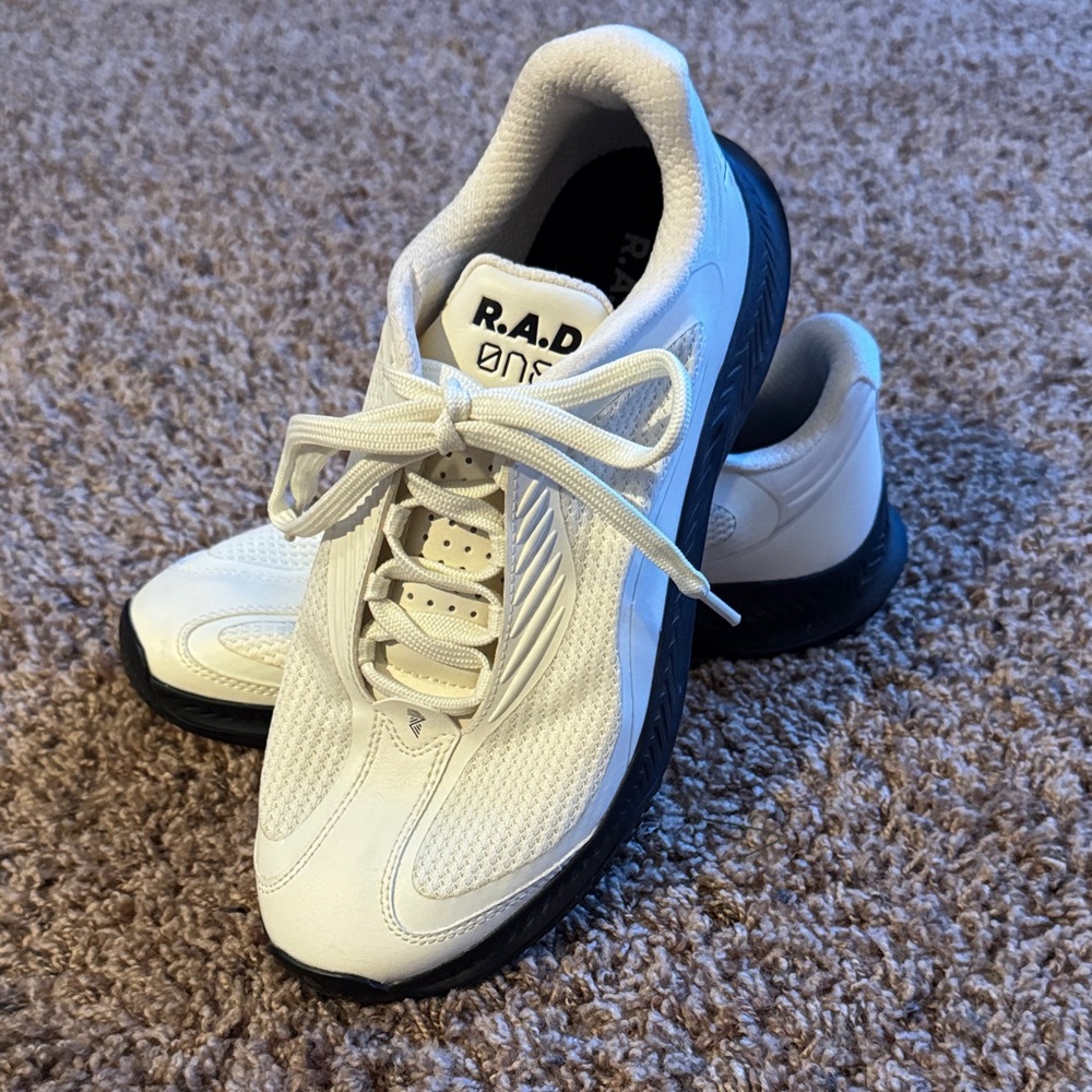 R.A.D. Trainers 7.5
